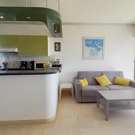 아파트 Trident A *